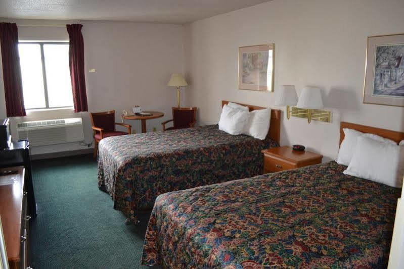 Countryside Inn & Suites Omaha East-Council Bluffs Ia Exterior photo